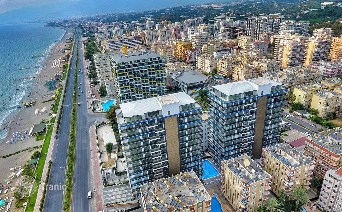 New Apartments with Private Beach in Mahmutlar, Alanya