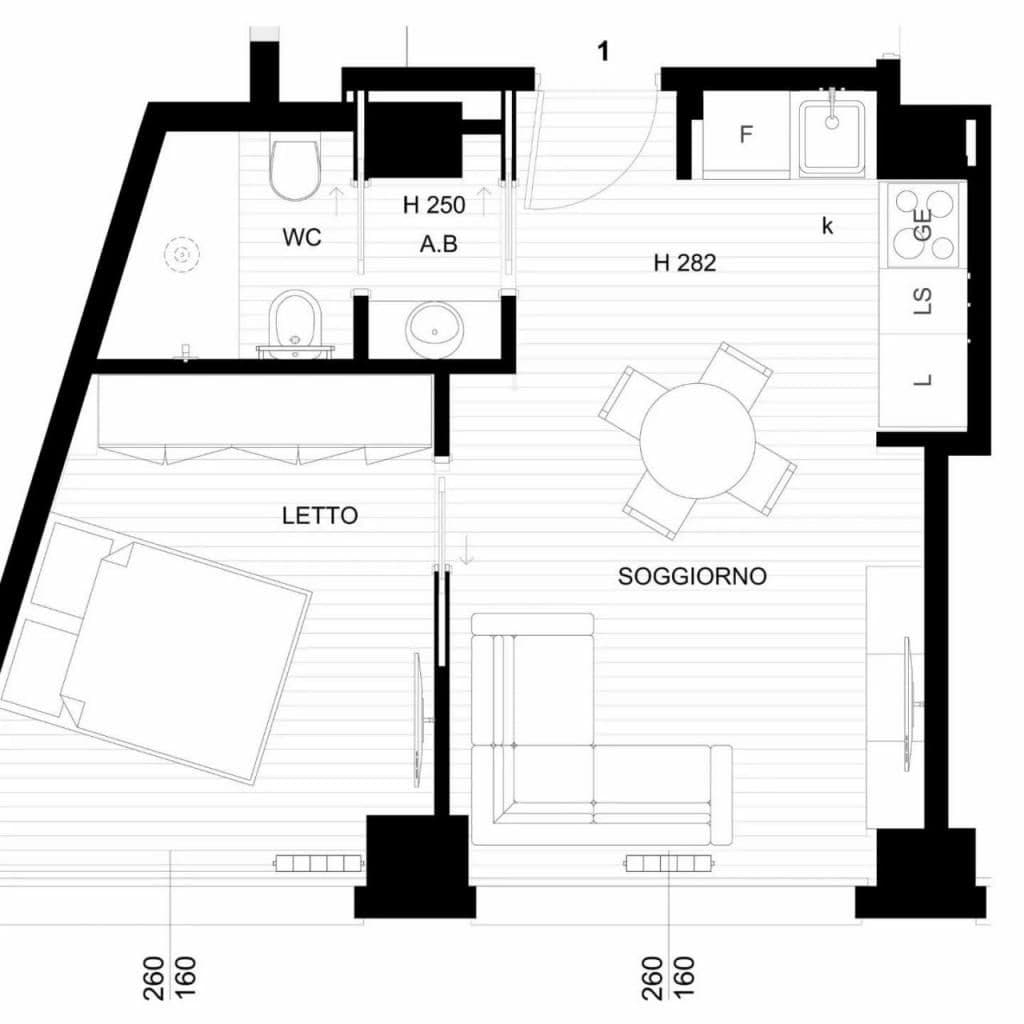 1-Bedroom Apartment in Milan, photo 5