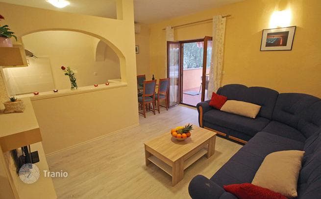 House with Terrace, Sauna and Large Plot Near the Beach in Zadar