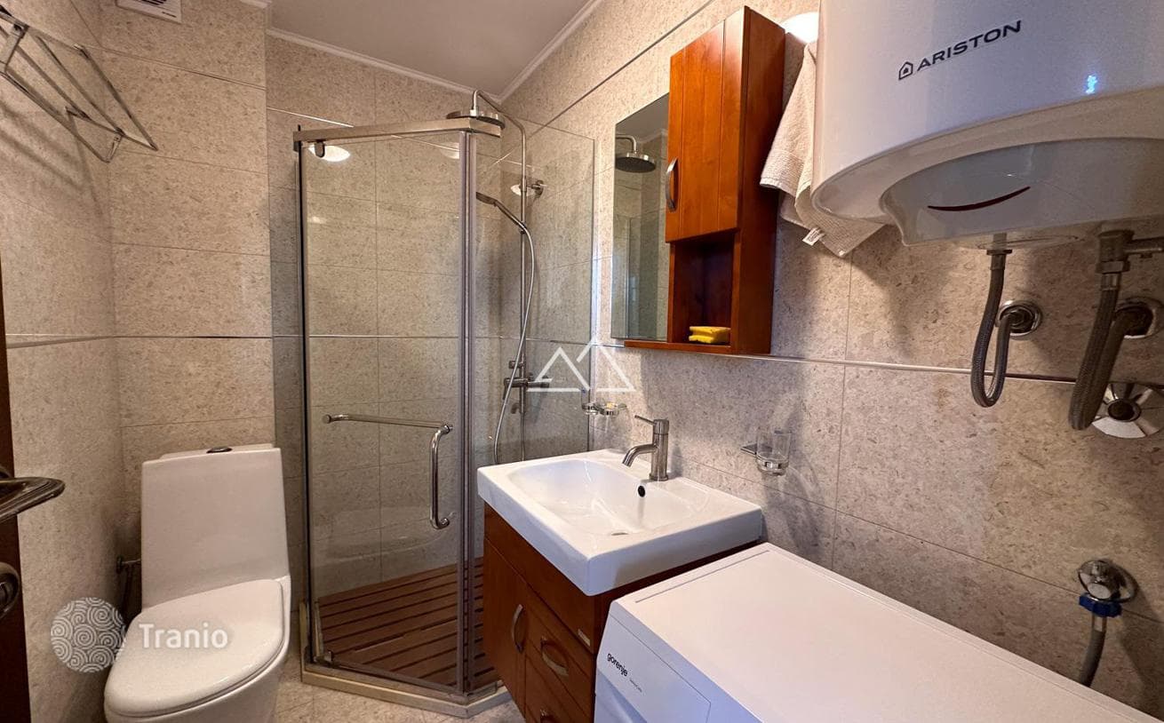 2-Bedroom Apartment Second Line from the Beach in Petrovac, photo 4
