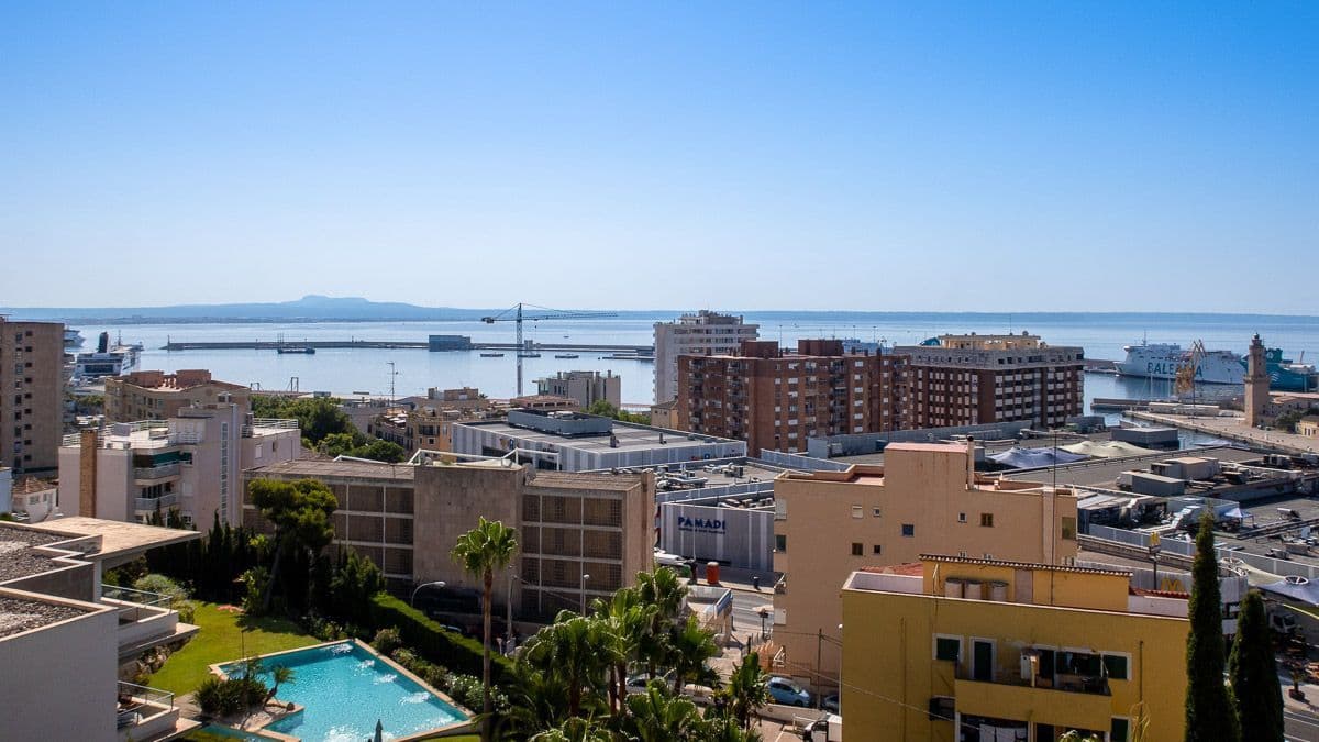 4-Bedroom Penthouse in Palma de Mallorca, photo 3