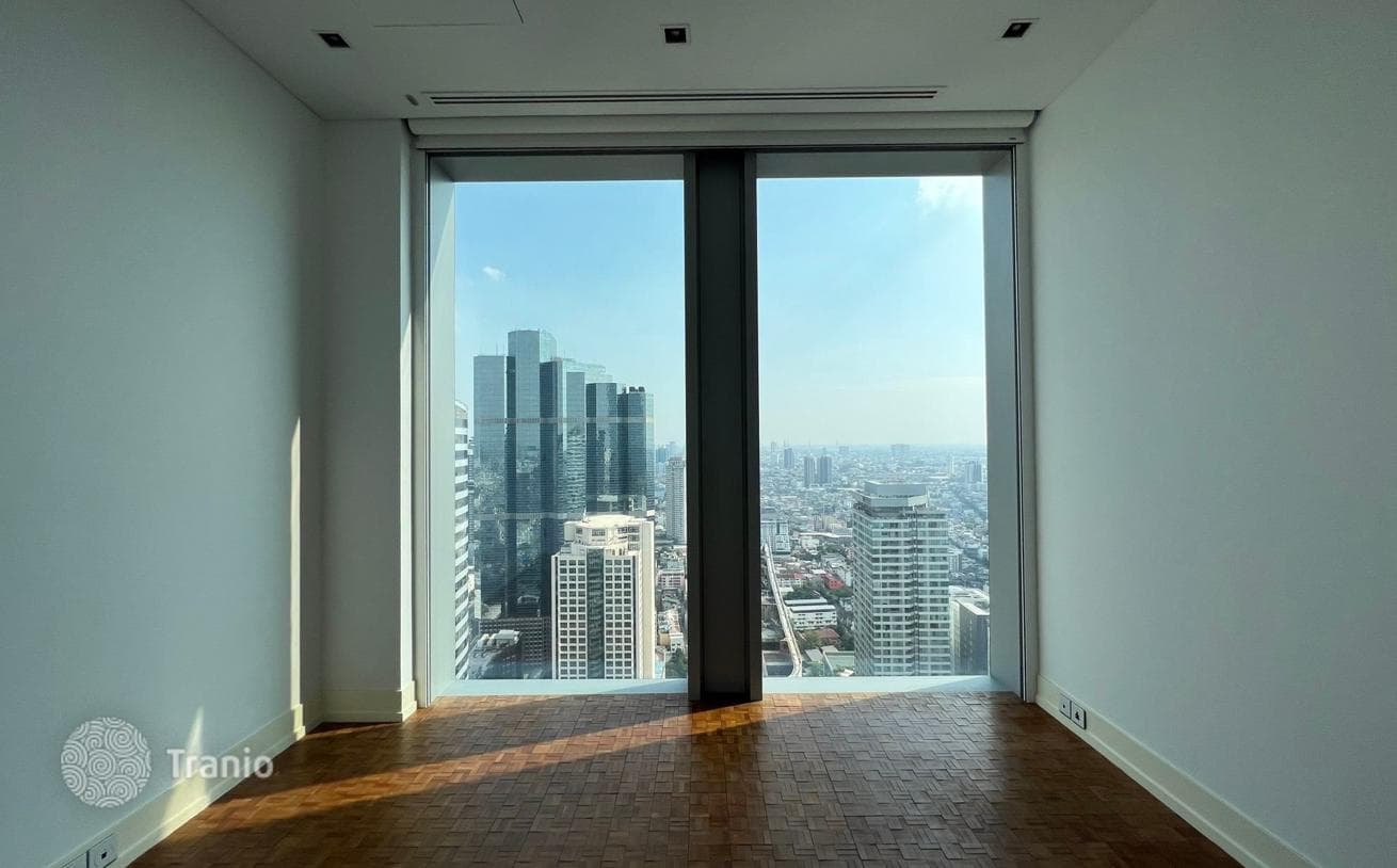 2-Bedroom Condo in Bang Rak, Bangkok, photo 4
