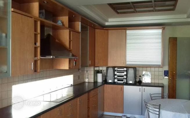 Spacious House with Garden, Pool and Mountain View in Glyfada, photo 3