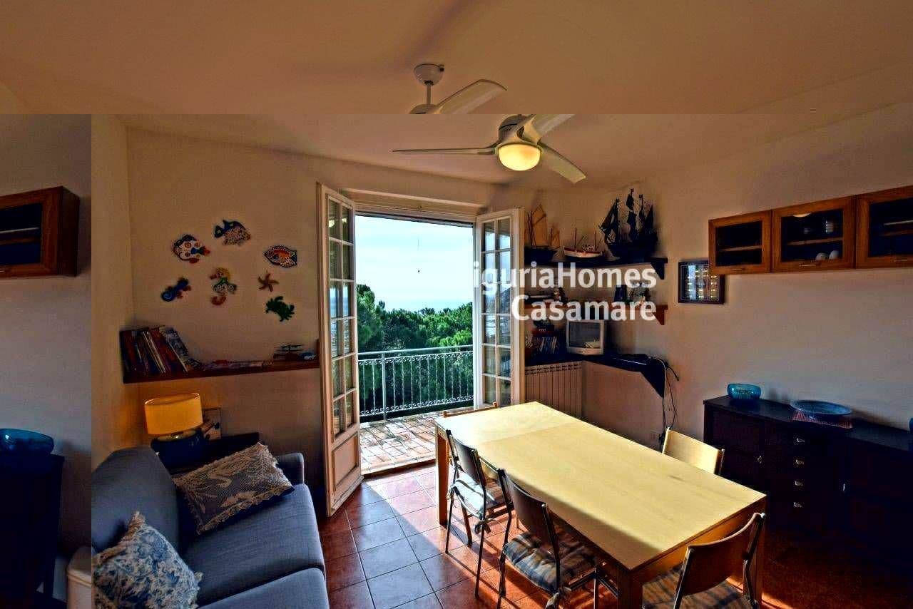 1-Bedroom Apartment in Ospedaletti, photo 5
