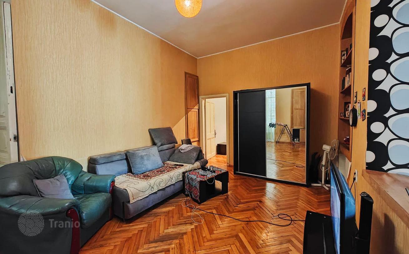 2-Bedroom Apartment in Old Tbilisi, Tbilisi, photo 3