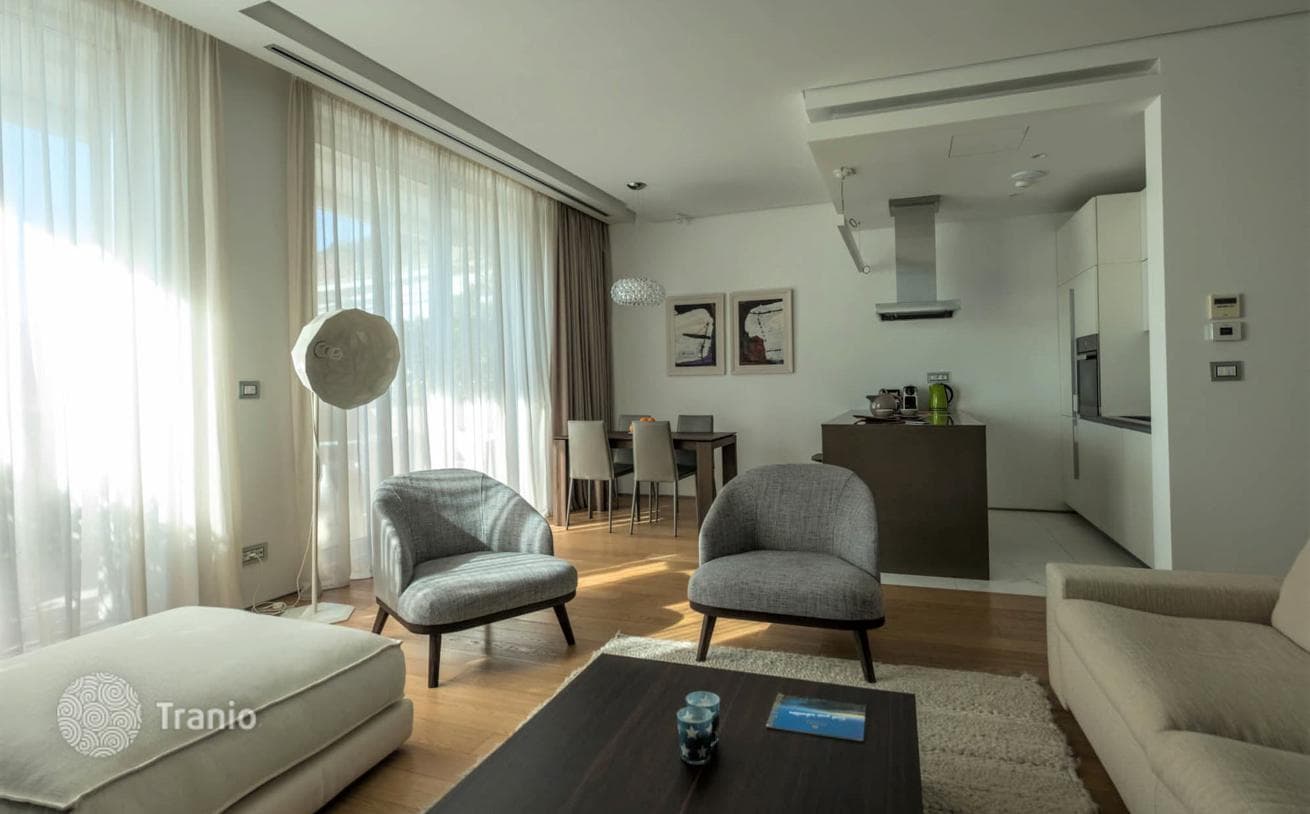 1-Bedroom Apartment with Sea View in Budva, photo 2