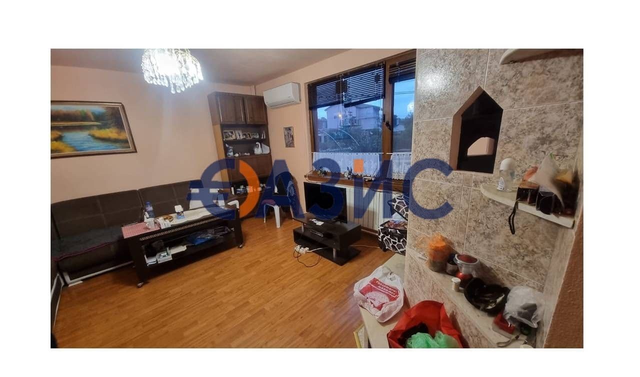 3-Bedroom Apartment in Kosharitsa, photo 3