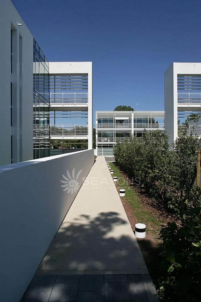 2-Bedroom Apartment in Jesolo, Italy, photo 3