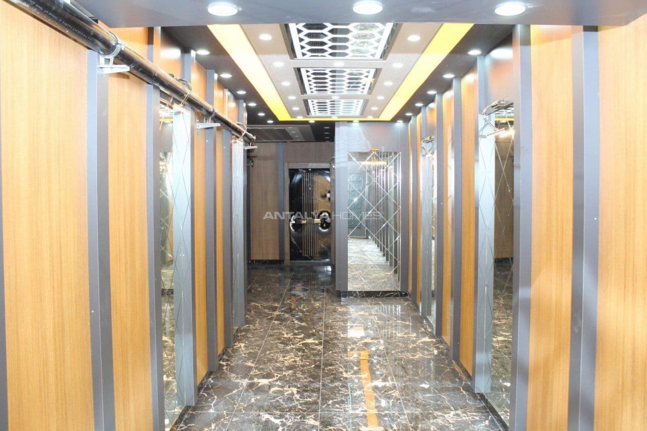 4-Bedroom Apartment in Kecioren, Ankara, photo 3