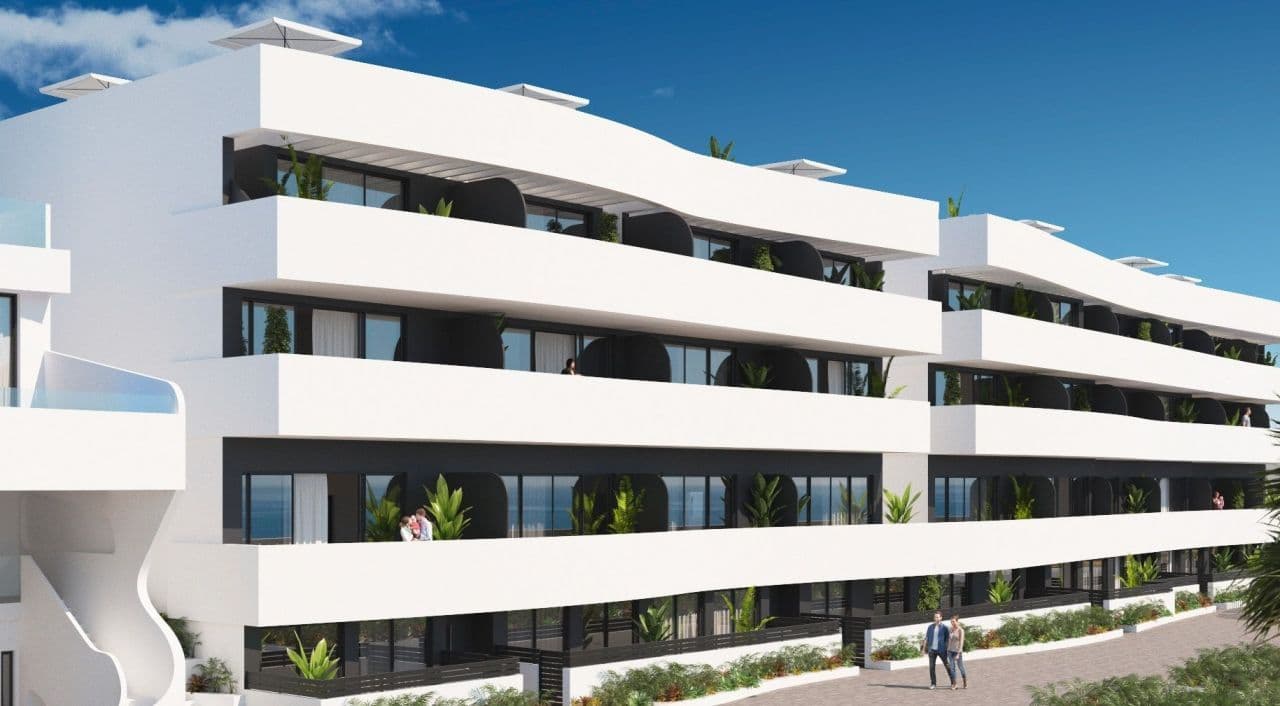 2-Bedroom Apartment in Guardamar del Segura, photo 4