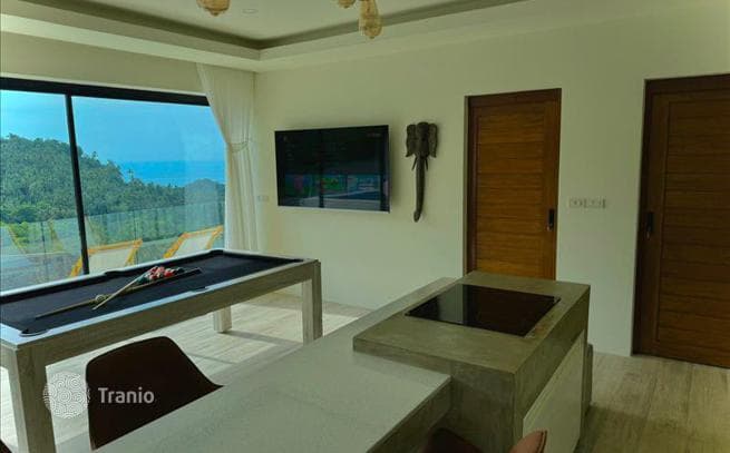 1-Bedroom Furnished Condo with Private Pool in Lamai, Koh Samui