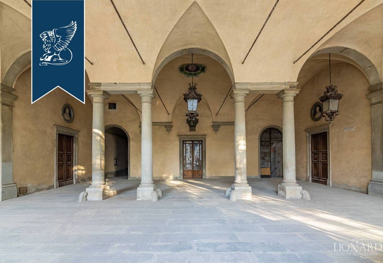 1-Bedroom Apartment in Florence, Italy, photo 2