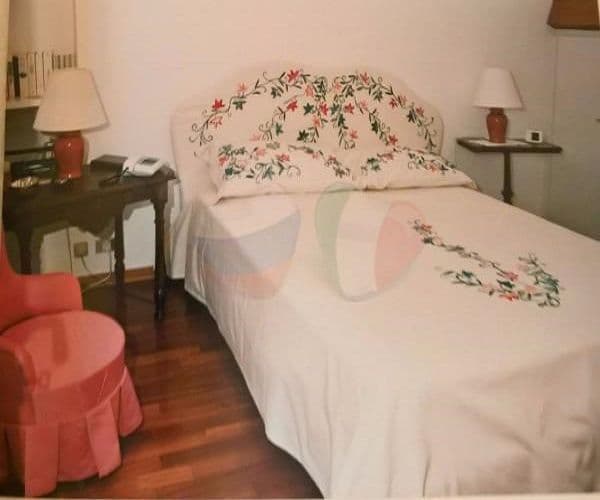 3-Bedroom Apartment in Ospedaletti, photo 4