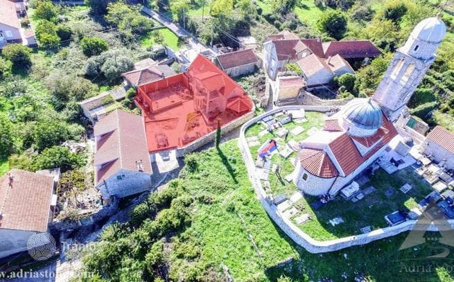 4-Bedroom House 199 m² in Radovici, Tivat, photo 4