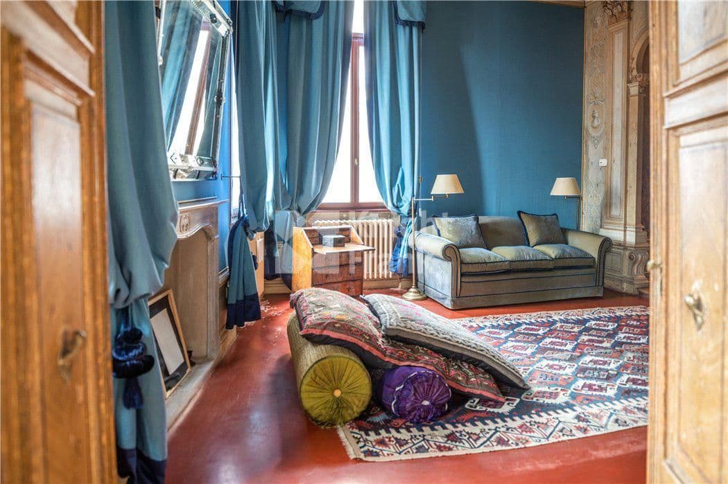 3-Bedroom Apartment in Venice, Italy, photo 3