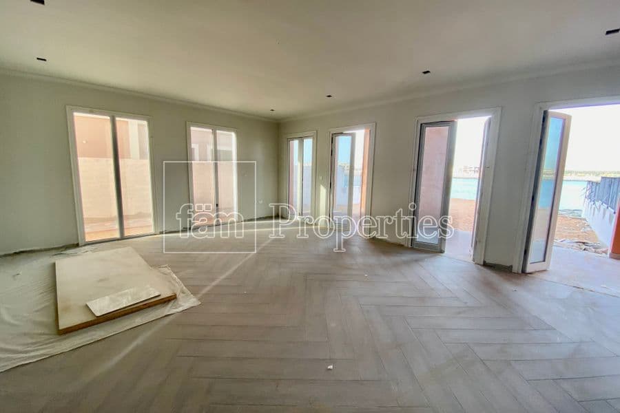 4-Bedroom Townhouse in Jumeirah, Dubai, photo 5