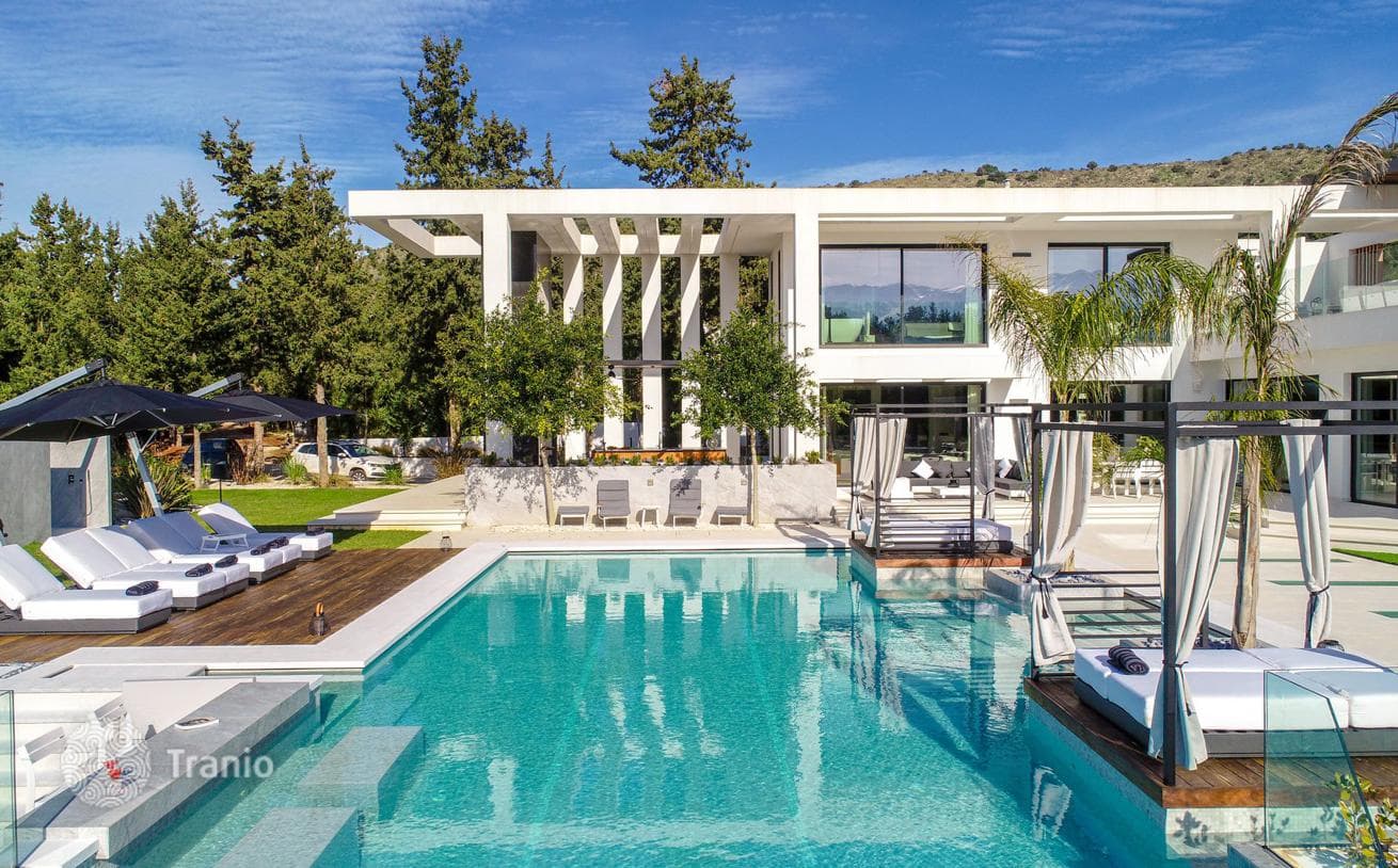 Luxury Villa with Sea and Mountain Views in Almyrida, Crete, photo 3