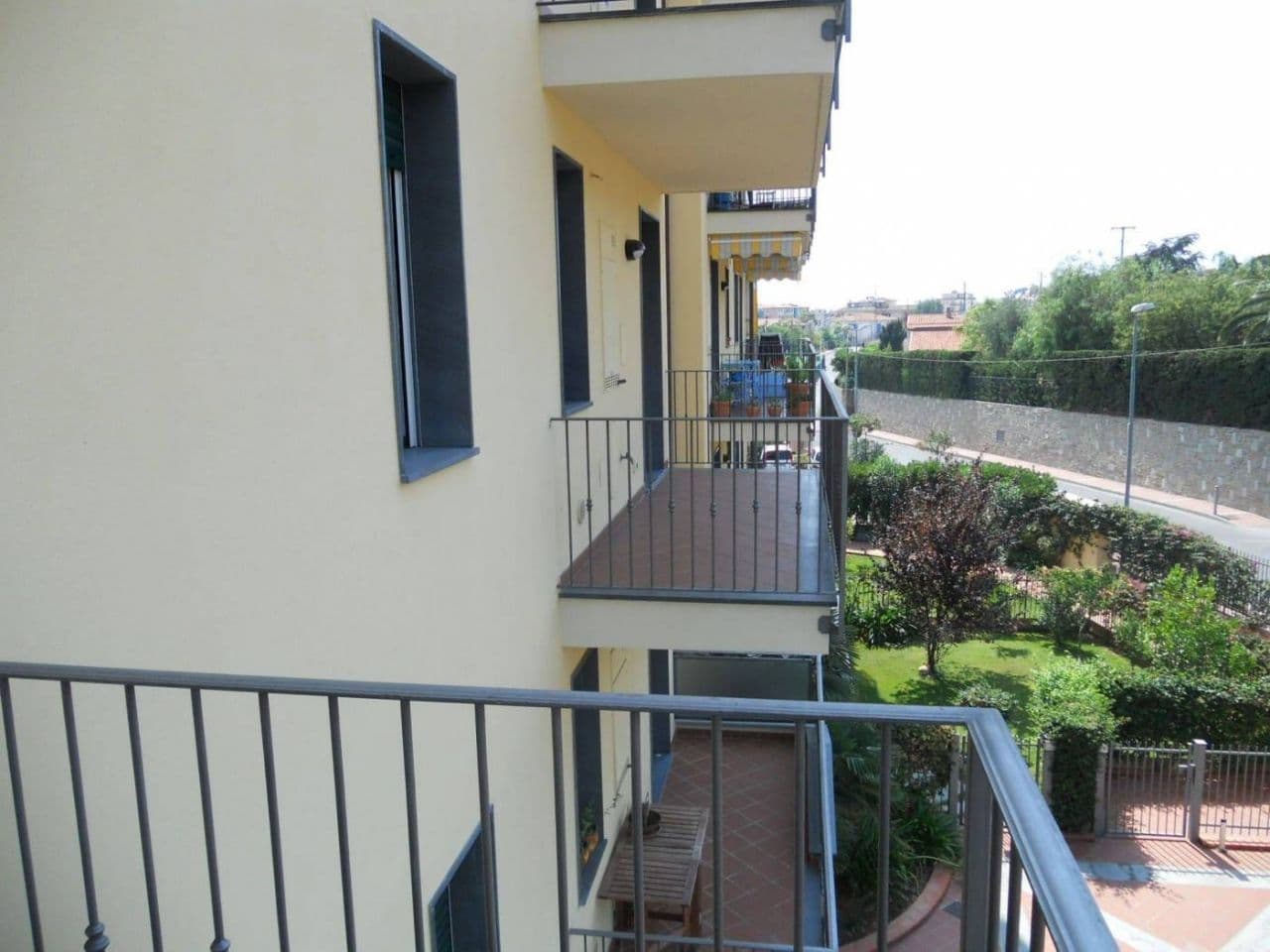 2-Bedroom Apartment in Arma di Taggia