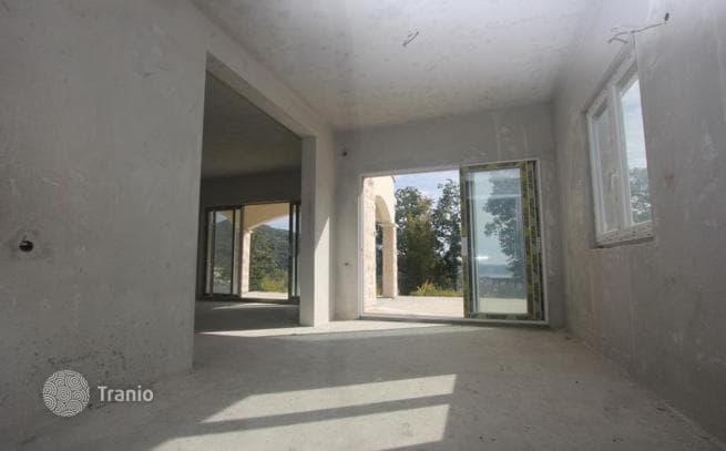 New House with Panoramic Mountain and Valley Views in Herceg Novi, photo 2