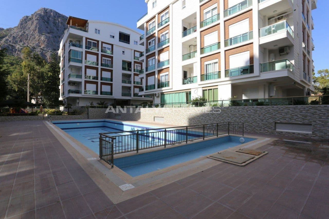 2-Bedroom Penthouse in Konyaalti, Antalya, photo 2