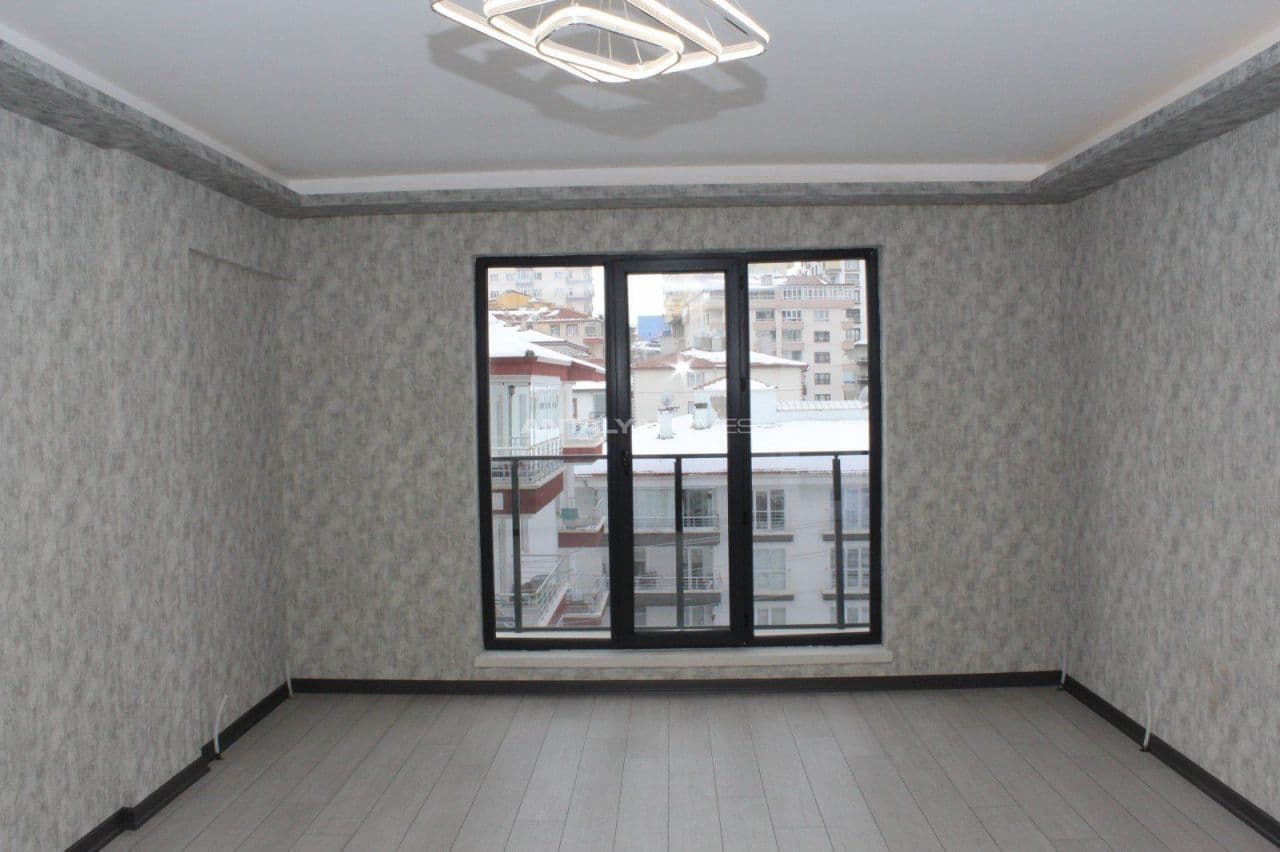 7-Bedroom Apartment in Kecioren, Ankara, photo 5