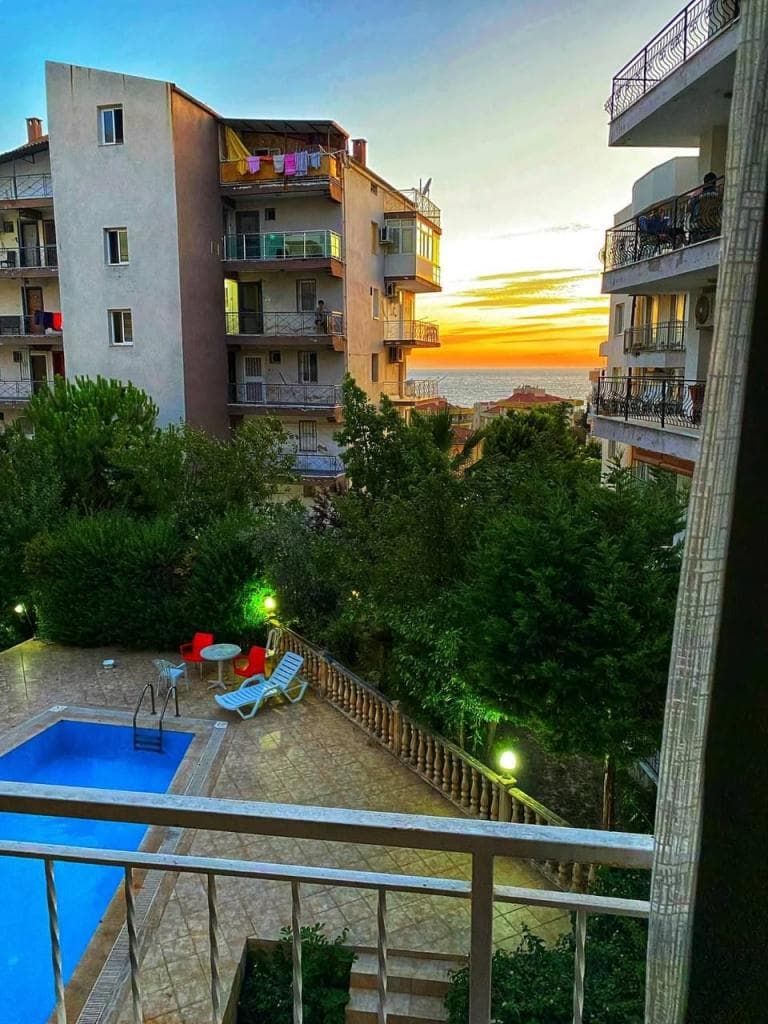 Апартаменты в Кушадасы, Турция, 55 м²