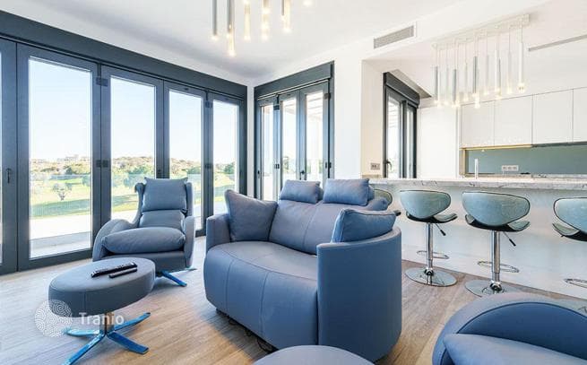 3-Bedroom Villa with Golf Course View and Private Pool in Mijas