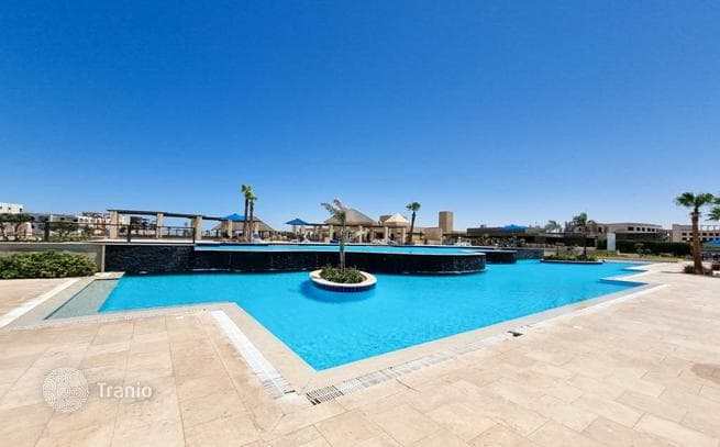 Studio in Luxury Development