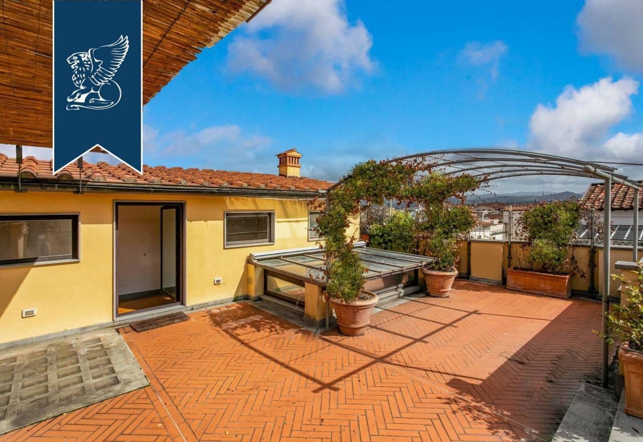 7-Bedroom Apartment in Florence, photo 4