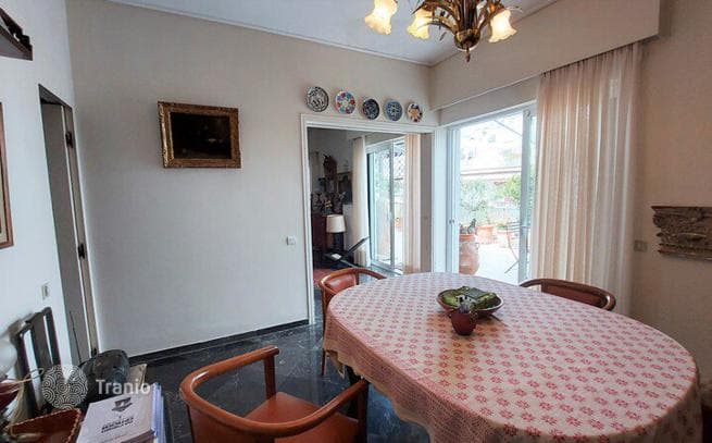 3-Bedroom Penthouse with Roof Terrace in Kolonaki, Athens, photo 2
