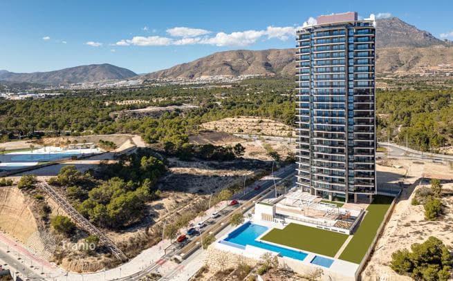 2-Bedroom Penthouse with Sea and City Views in Benidorm, photo 5