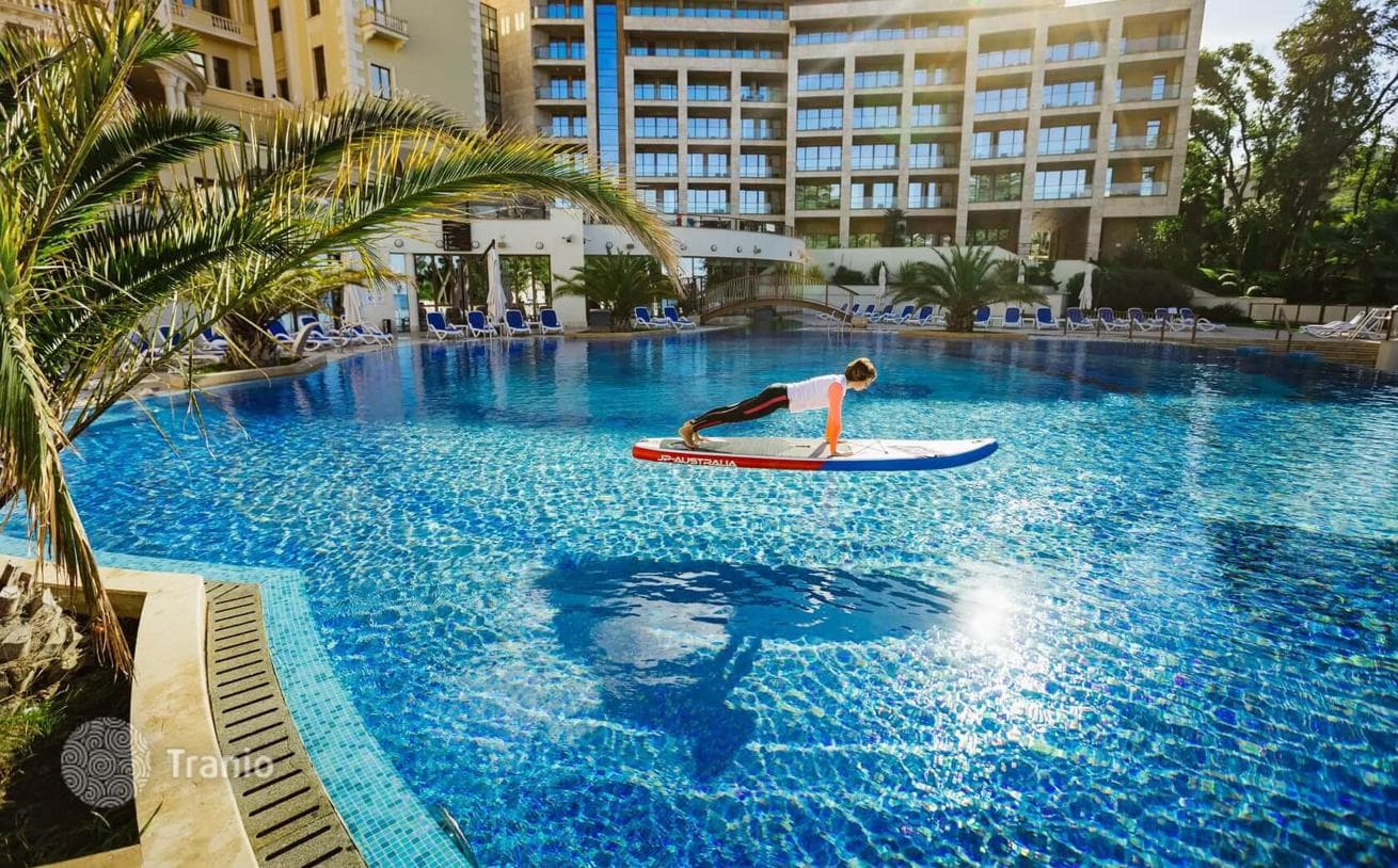 Residential Complex with Private Beach and Park in Sochi, photo 2