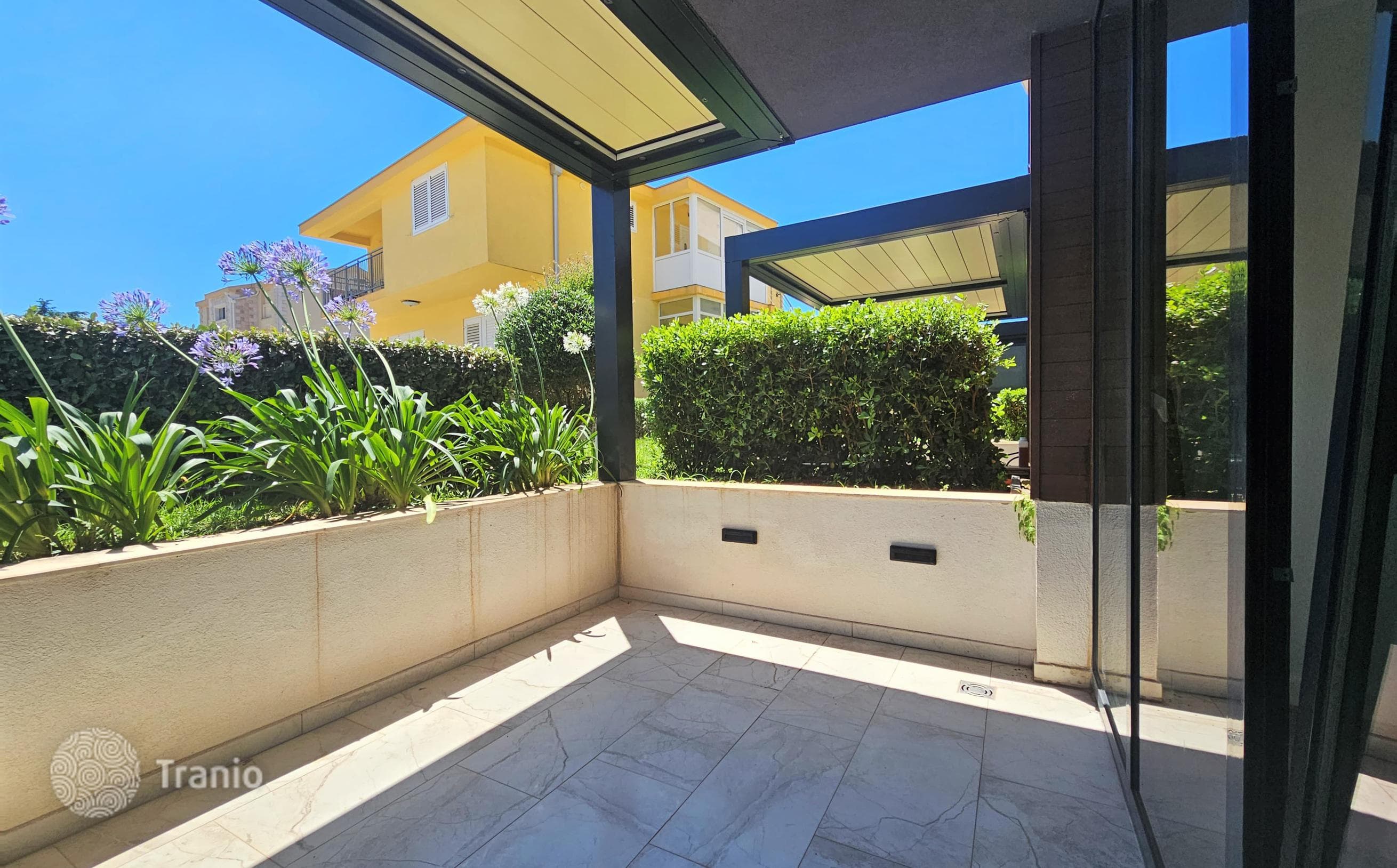 1-Bedroom Apartment 50 m from the Sea in Tivat, photo 2