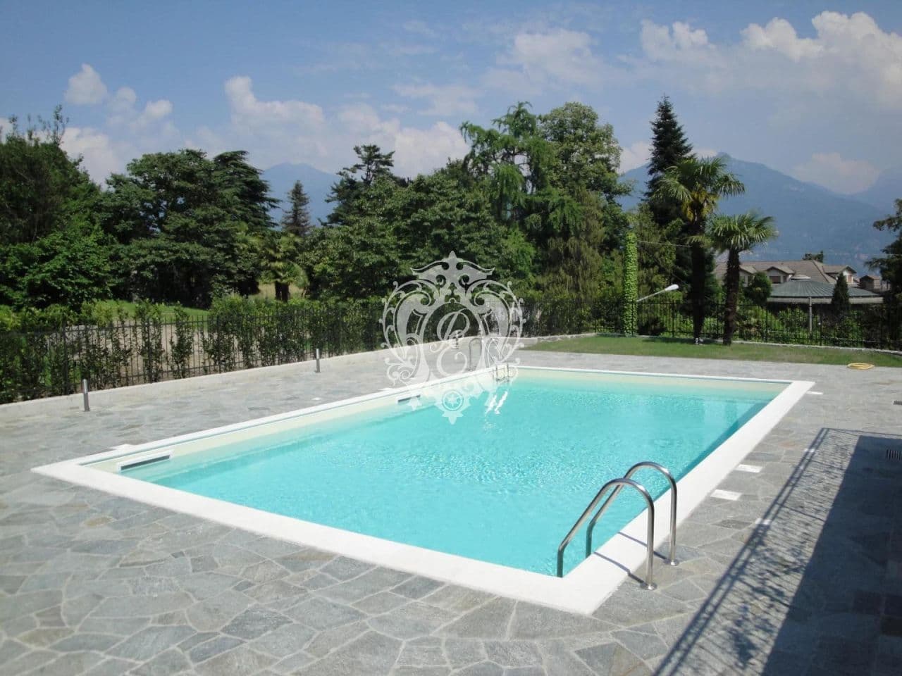 2-Bedroom Apartment in Menaggio, Italy, photo 2