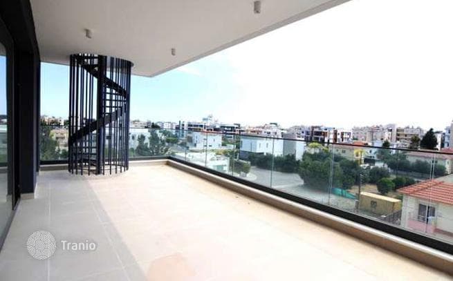 3-Bedroom Penthouse with Roof Terrace in Limassol, Cyprus, photo 5