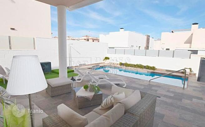 2-Bedroom Villa in Denia, Spain, photo 2