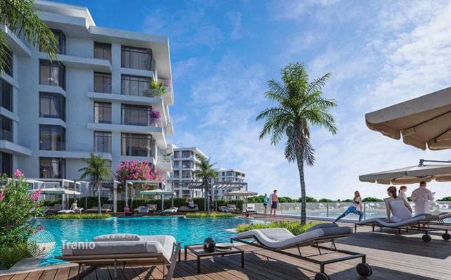 Luxury Beachfront Apartments with Pool in Sharjah, photo 4