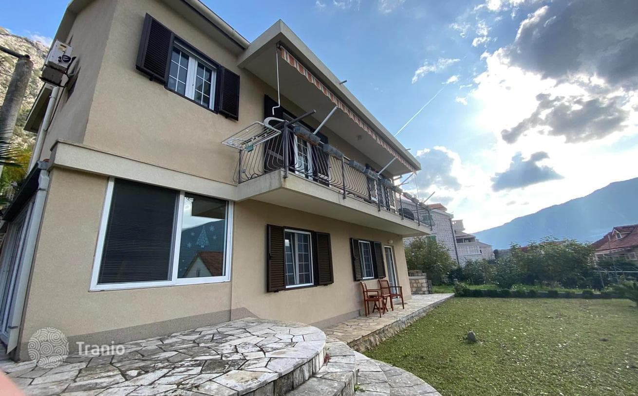 3-Bedroom Villa in Kotor