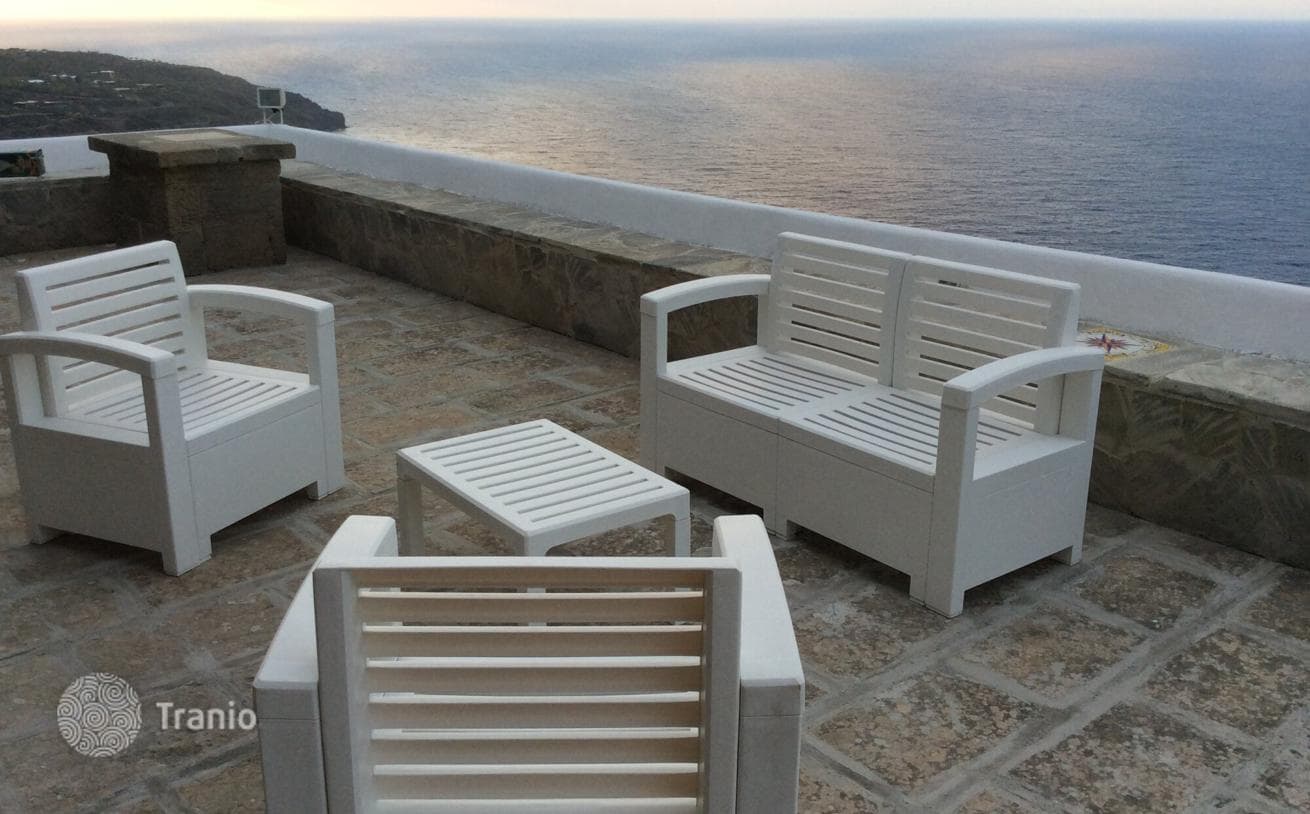 6-Bedroom Apartment in Trapani, photo 4