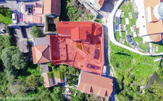 4-Bedroom House 199 m² in Radovici, Tivat, photo 5