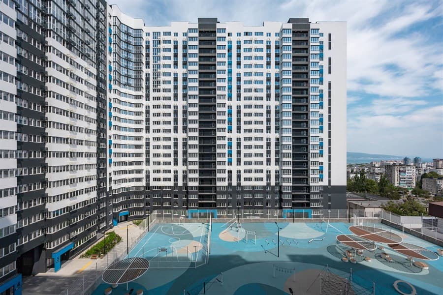 2-Bedroom Apartment on the 22nd Floor in Oblaka-2, Novorossiysk, photo 2
