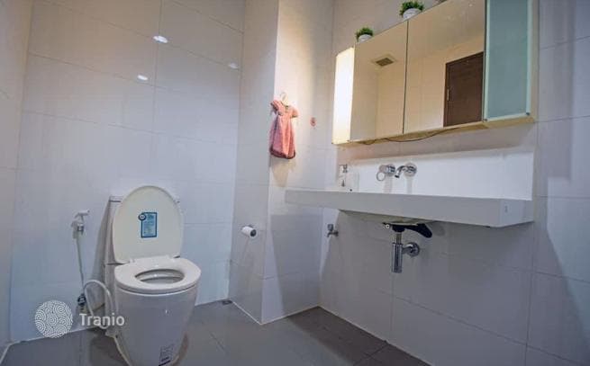 1-Bedroom Condo in Huai Khwang, Bangkok, photo 4