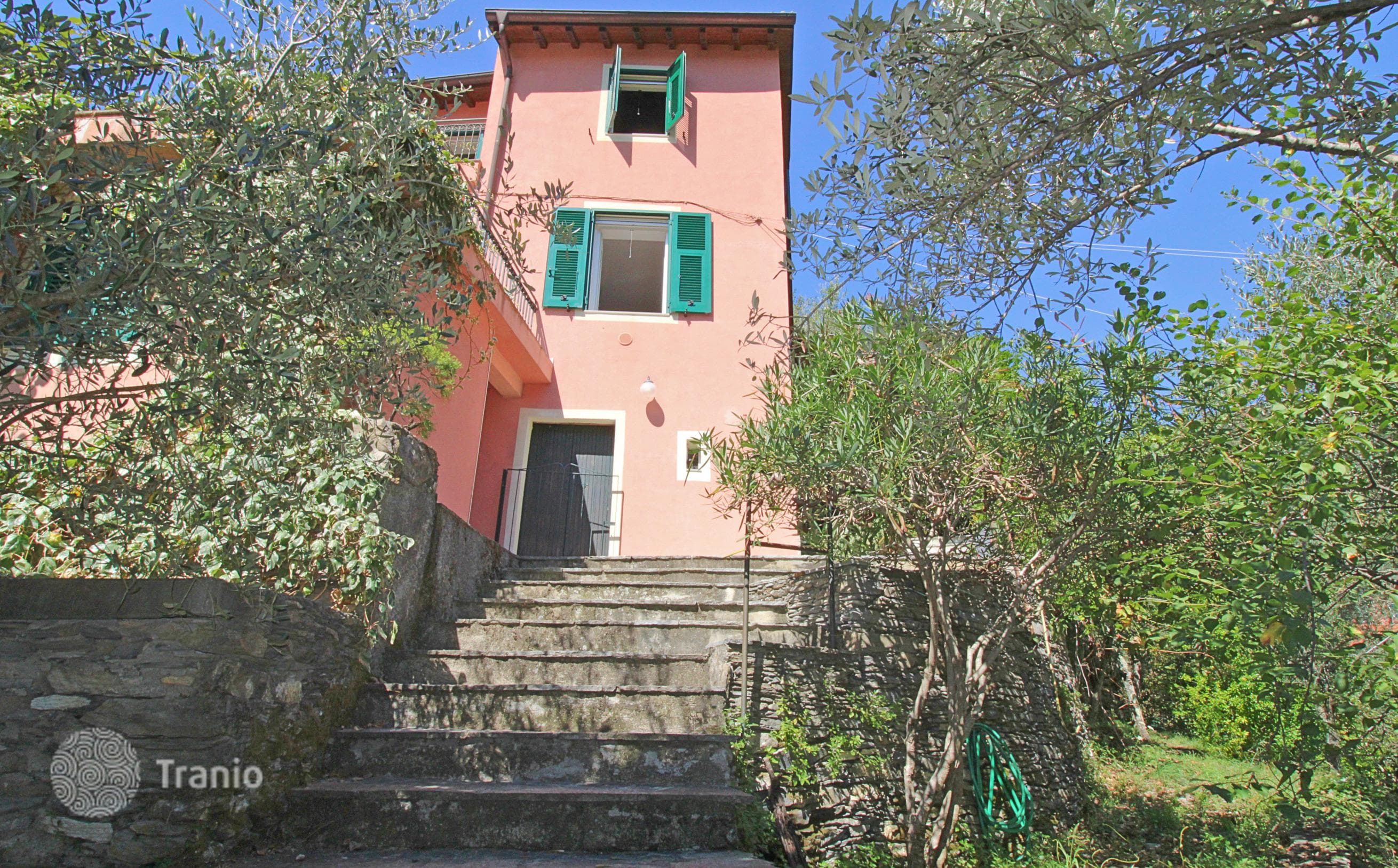 3-Bedroom House with Private Garden in Avegno, Liguria, photo 5