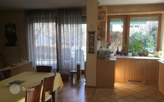 3-Bedroom Apartment with Terrace and Garden Access in District II, Budapest, photo 5