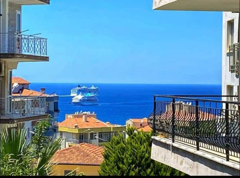 1-Bedroom Apartment in Kusadasi, photo 3