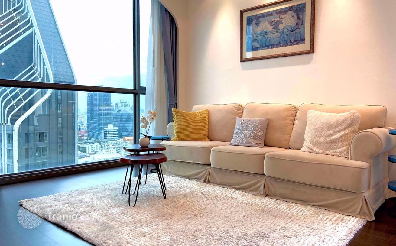 2-Bedroom Condo in Ratchathewi, Bangkok