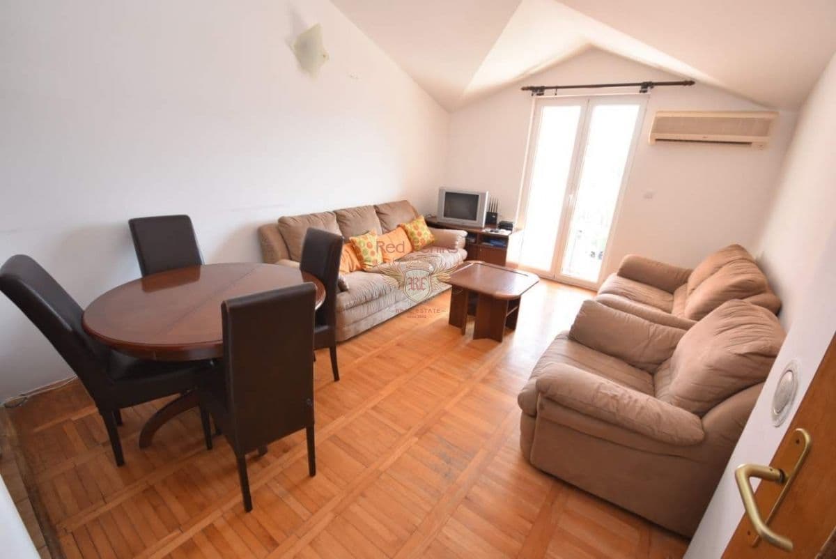 Квартира в Херцег-Нови, Черногория, 90 м², фото 5