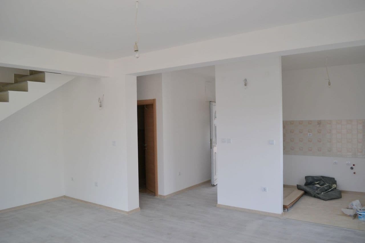 2-Bedroom Apartment in Baosici, photo 3