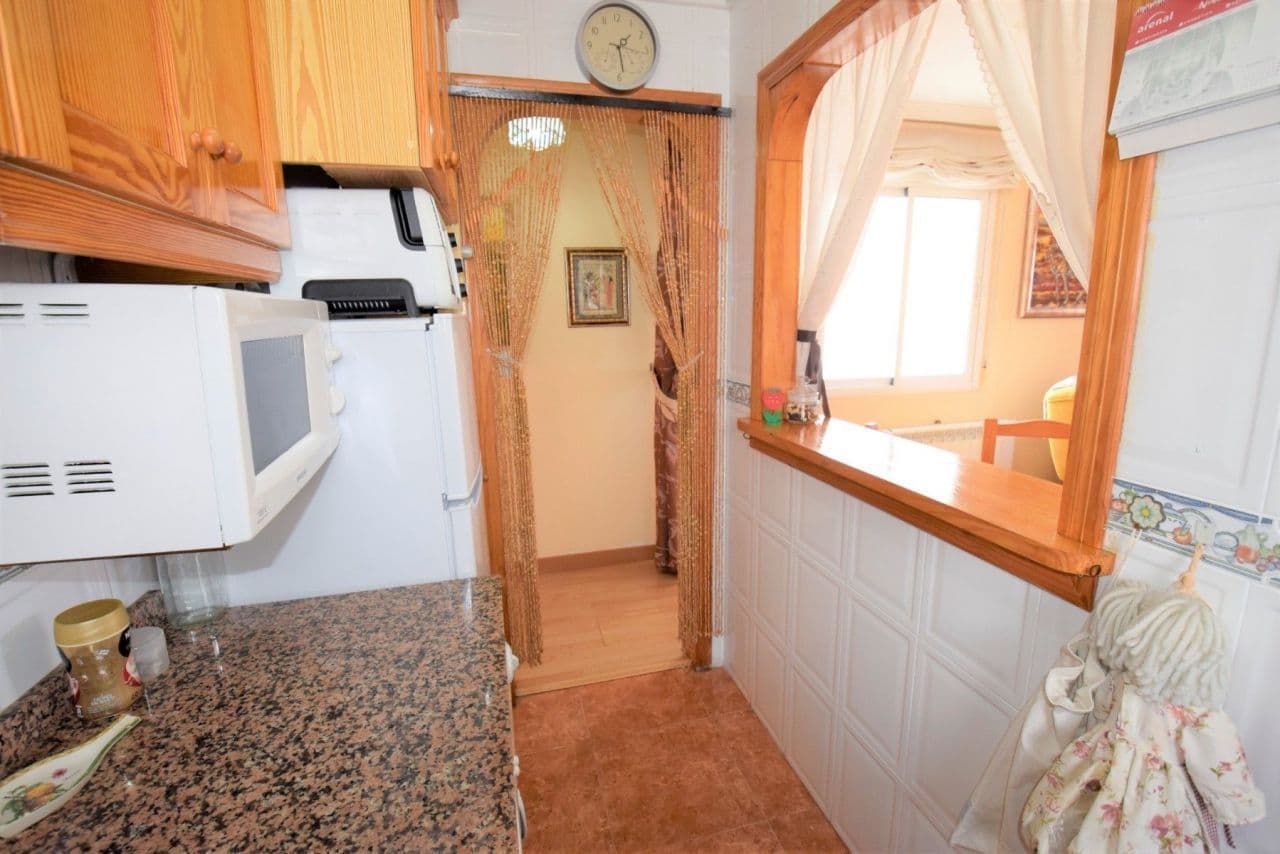 2-Bedroom Apartment in Guardamar del Segura, photo 5