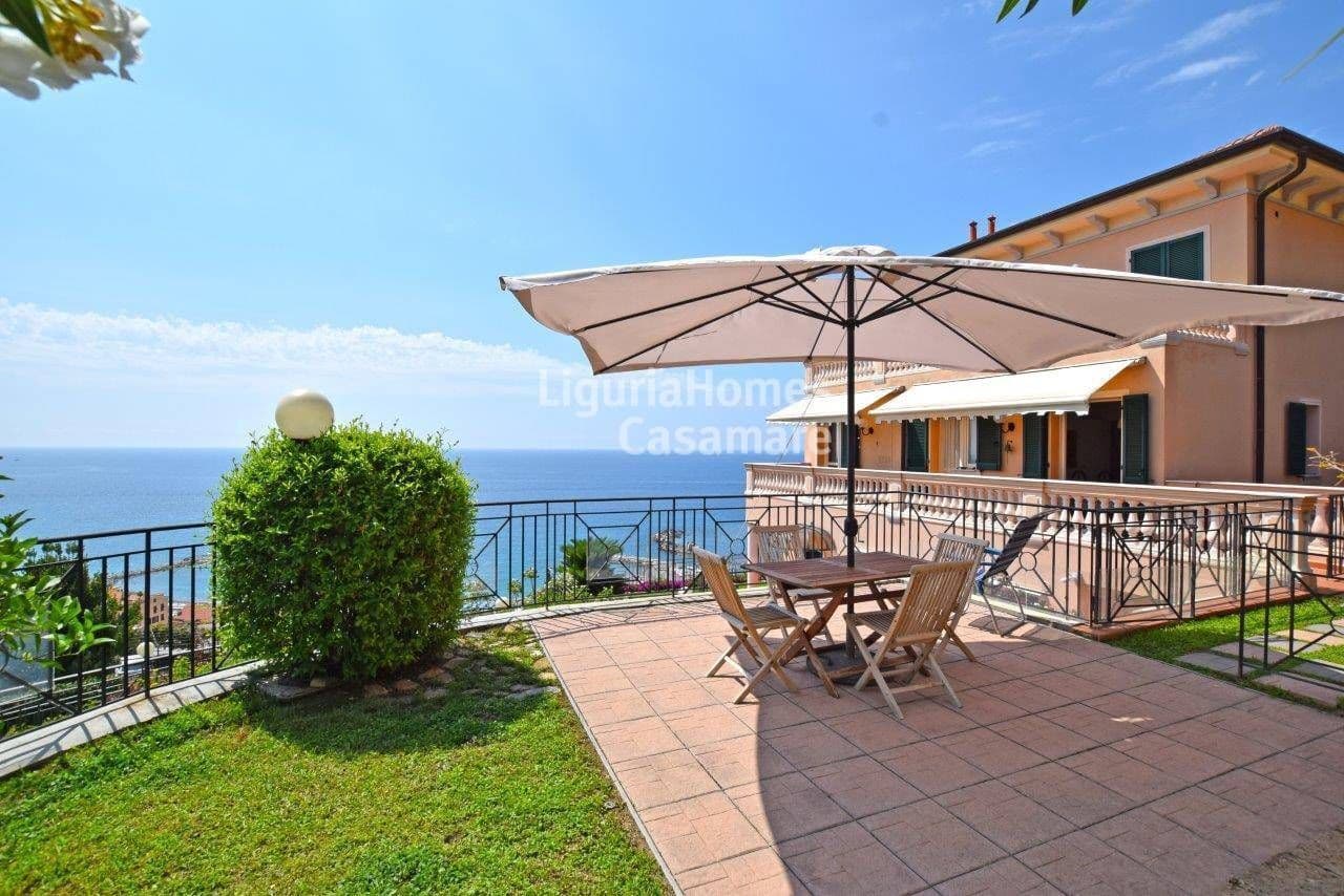 2-Bedroom Townhouse in Ospedaletti, photo 4